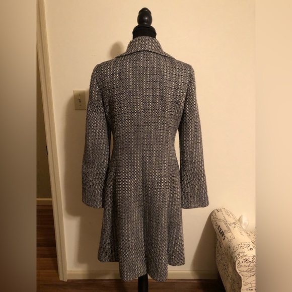 Coat; EUC; The Limited; Black, & White; Size Medium - Picture 6 of 16